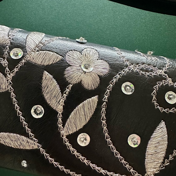 Jessica McClintock Evening Purse - Picture 11 of 12